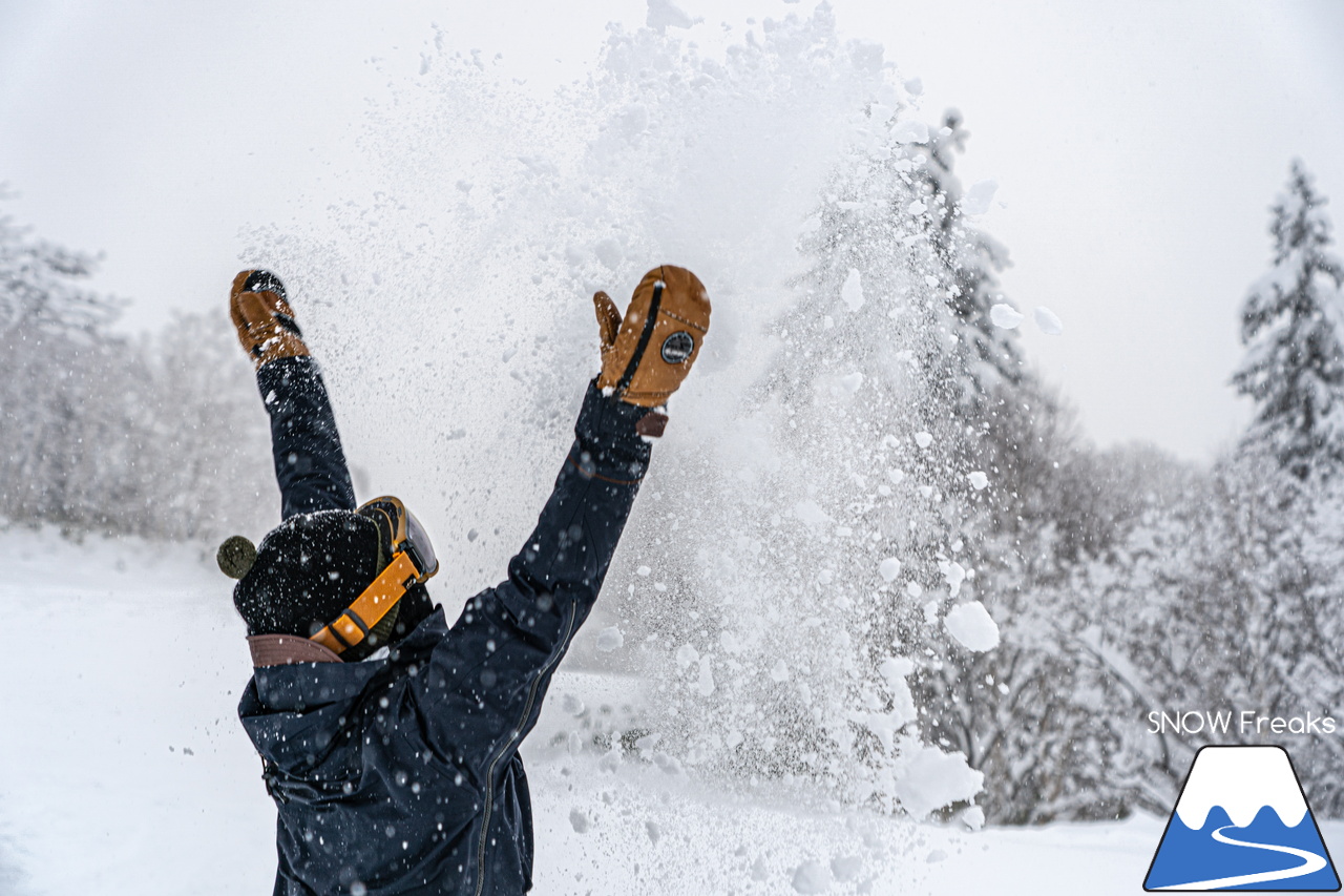 富良野スキー場｜たっぷりの『bonchi powder』が降り積ったゲレンデ…。富良野の雪は、ちょっとレベルが違います♪